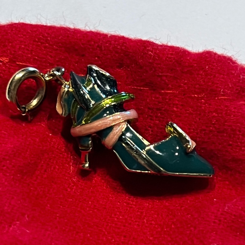 Kenneth J Lane Enamel Calla Lily Shoe Charm